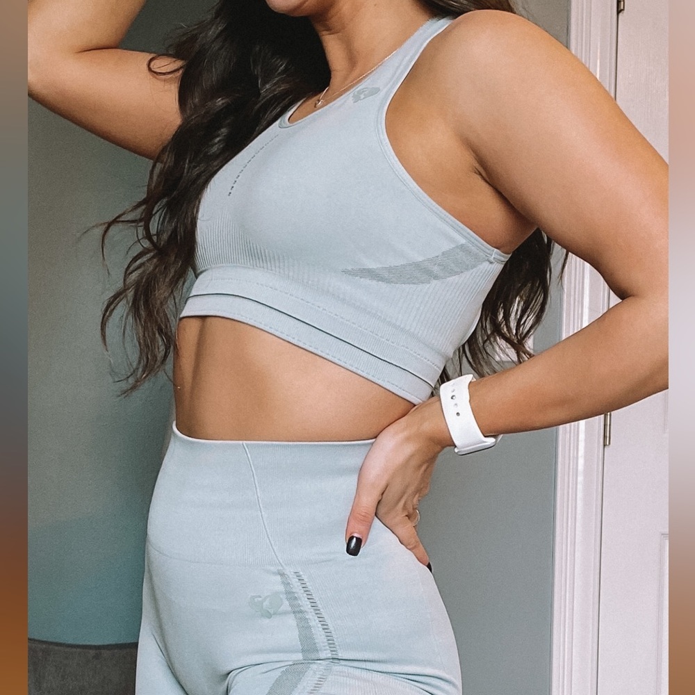 WOMENS BEST SPORTS BRA - SMALL